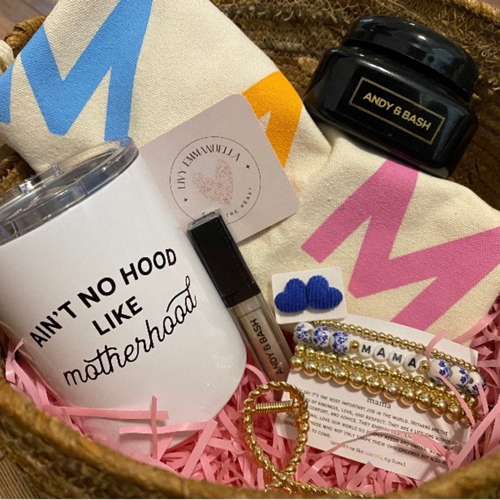 New Mom Gift Basket